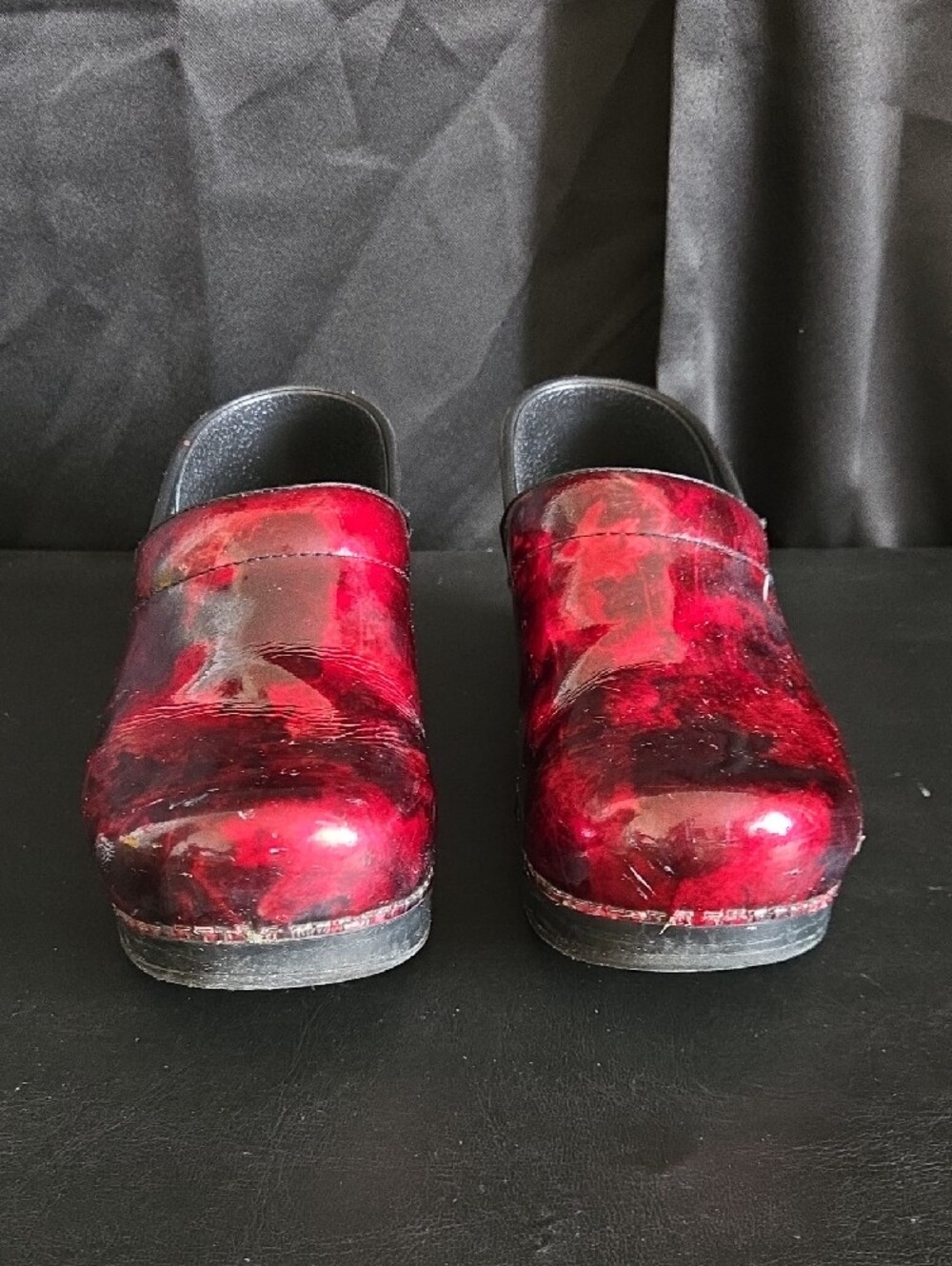 Dansko Women’s Red Patent Leather Clogs with Black Sole - Picture 2 of 9